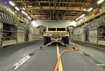 جولة داخل حوامة المارينز ال HoverCraft LCAC